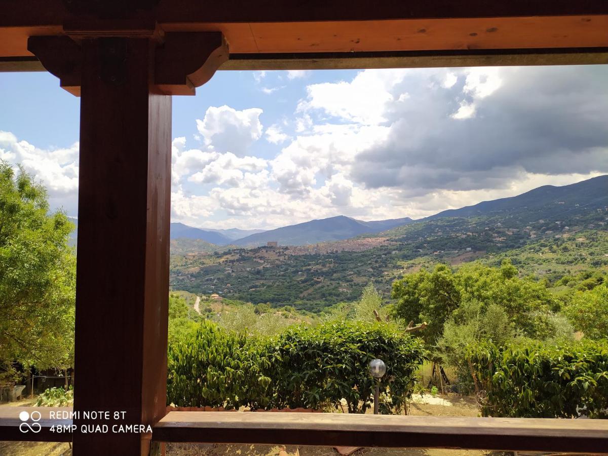 Room In Casa Castiglia A Woodhouse With Beautiful View Close Madonie Park Castelbuono  Exterior foto